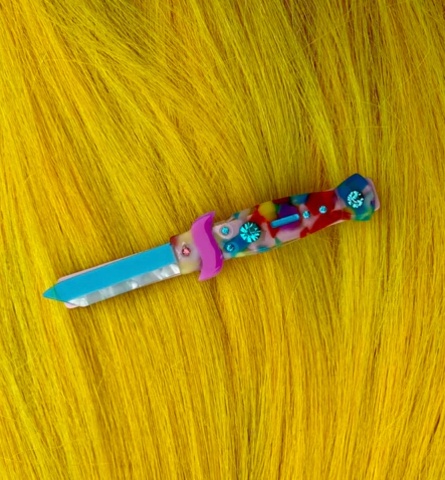 Magic Switchblade Hair Clip
